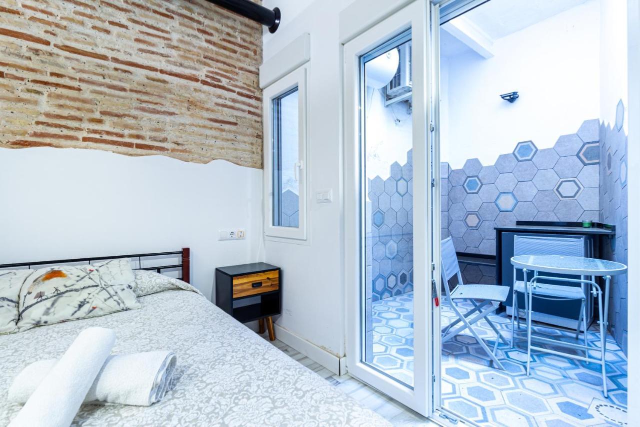 Chic Estudio Privado Al Lado De La Playa บาเลนเซีย ภายนอก รูปภาพ