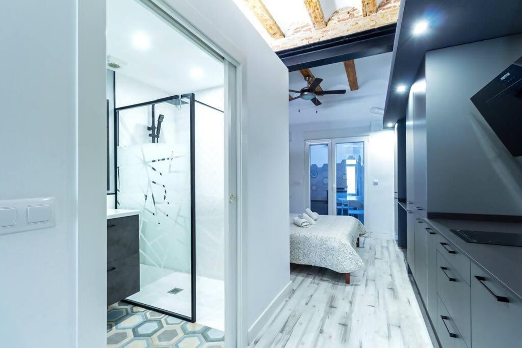 Chic Estudio Privado Al Lado De La Playa บาเลนเซีย ภายนอก รูปภาพ
