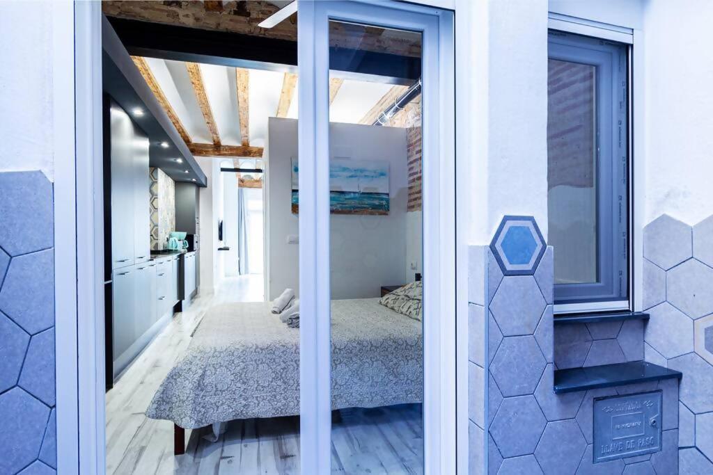 Chic Estudio Privado Al Lado De La Playa บาเลนเซีย ภายนอก รูปภาพ